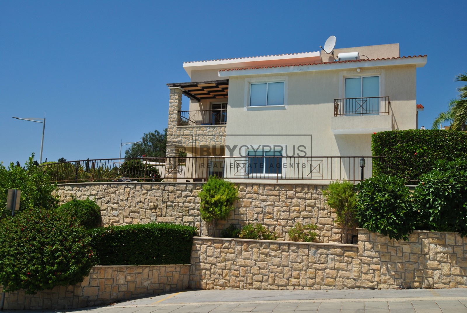 Detached Villa For Sale in Tala, Paphos BC23189