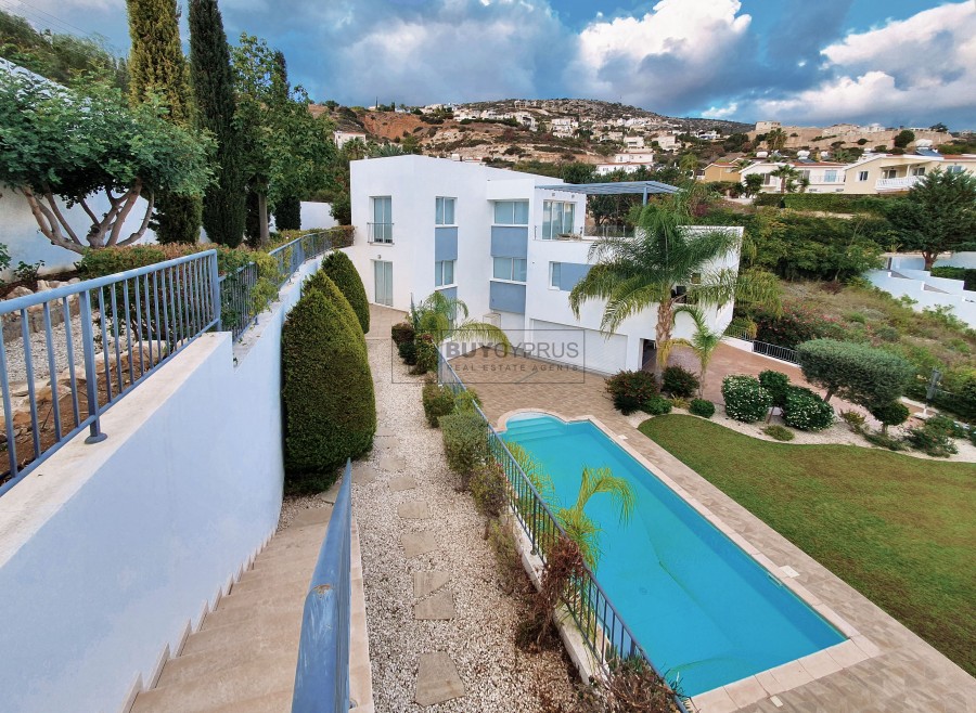 Buy Cyprus Properties in Paphos Cyprus