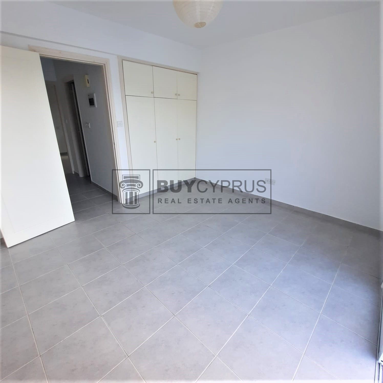 Town House For Sale in Peyia, Paphos - BC18092